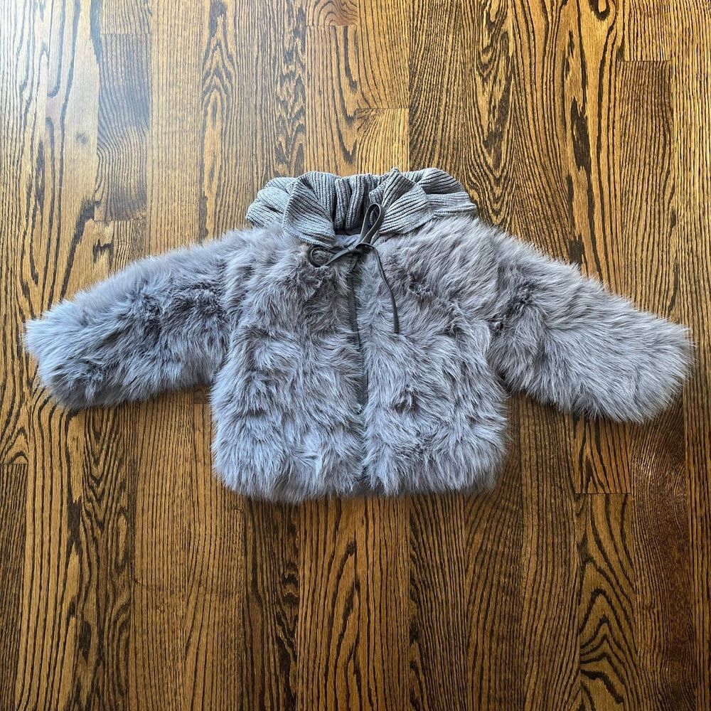 NWT - Kids Gray Faux Fur Jacket (120cm 5-7Y)